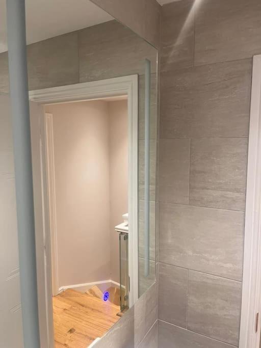 No 31 Floatheaven Apartment Thamesmead  Ngoại thất bức ảnh