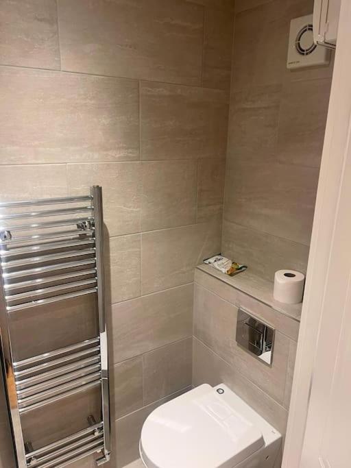 No 31 Floatheaven Apartment Thamesmead  Ngoại thất bức ảnh